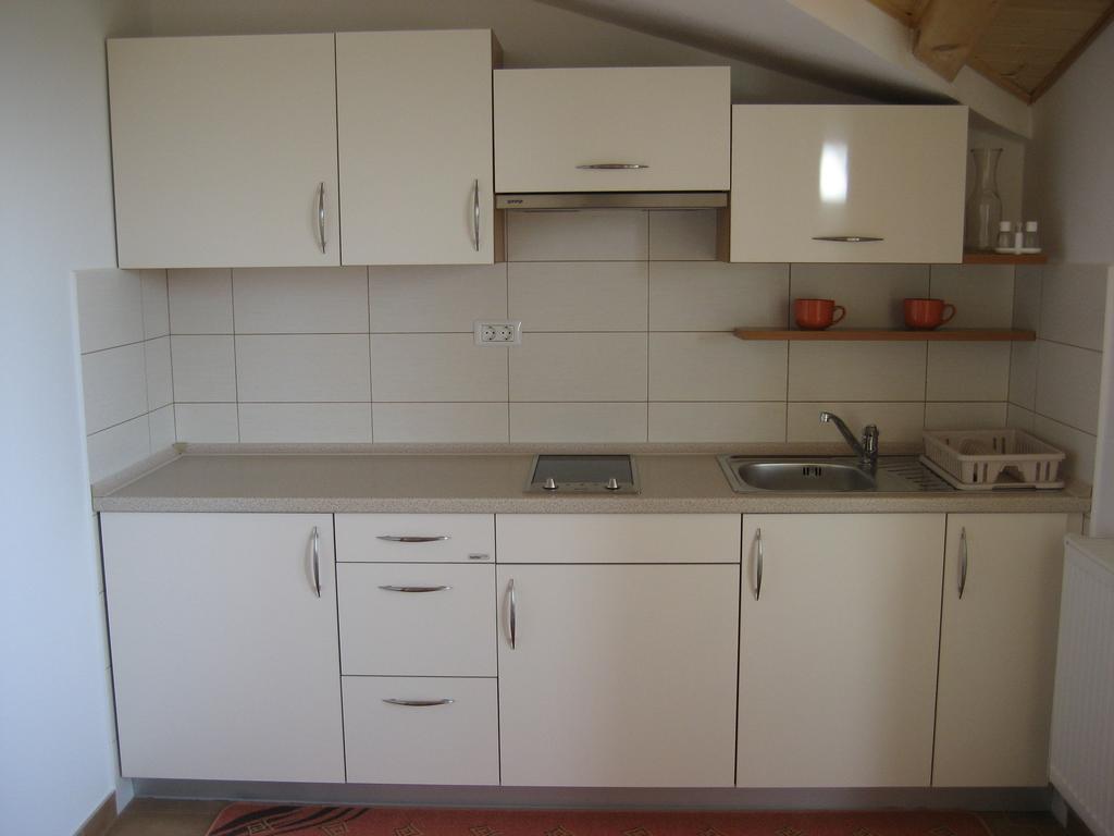 Turisticna Kmetija Pri Rebkovih Apartment อายดอฟช์ชีนา ห้อง รูปภาพ